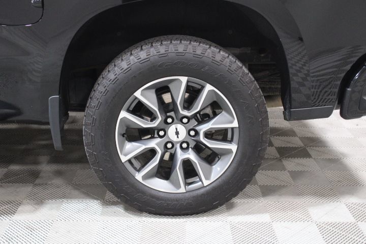 Used 2024 Chevrolet Silverado 1500 RST w/ Z71 Off-Road Package AWD/4WD image 46
