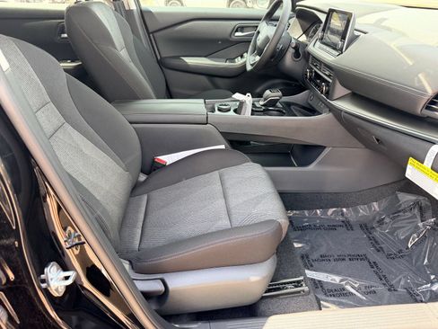 New 2026 Nissan Rogue SV AWD/4WD image 12