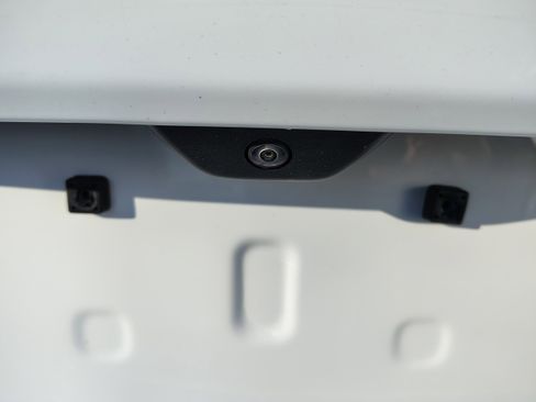 Certified 2024 Jeep Grand Cherokee Limited image 9