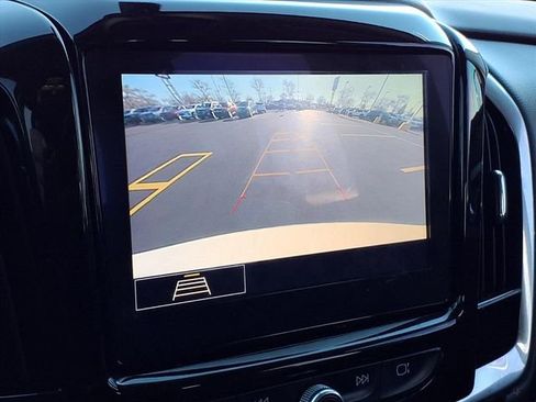 Certified 2020 Chevrolet Traverse LT image 9