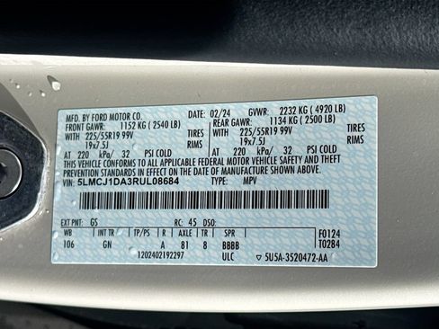 Used 2024 Lincoln Corsair AWD w/ Equipment Group 101A image 33