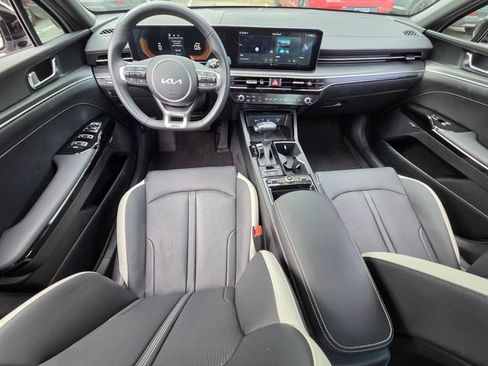Used 2025 Kia K5 GT-Line w/ GT-Line Premium Package FWD image 13