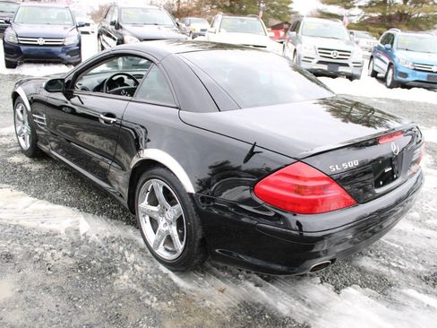 Used 2005 Mercedes-Benz SL 500 w/ AMG Sport Pkg image 17