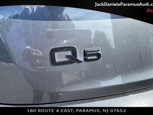 Used 2023 Audi Q5 e Premium Plus w/ Premium Plus Package AWD/4WD image 27