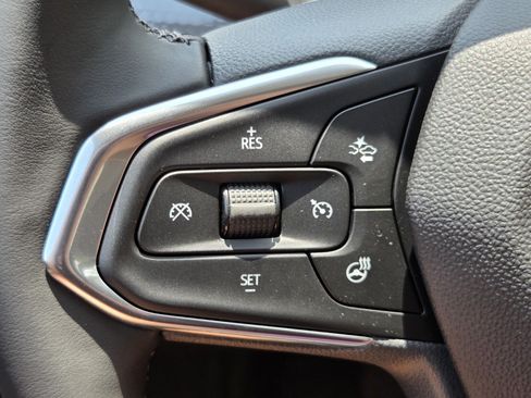 New 2026 Chevrolet Trax ACTIV w/ Driver Confidence Package FWD image 13