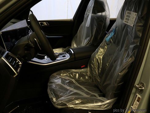 New 2026 BMW X5 xDrive50e w/ M Sport Package image 11