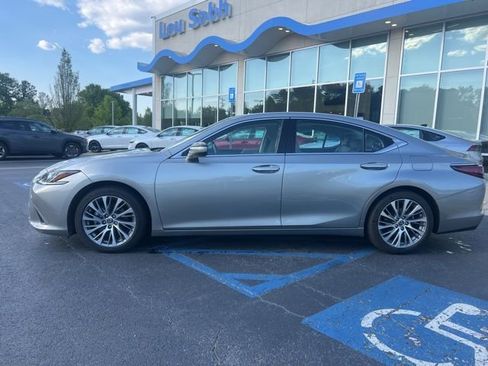 Used 2021 Lexus ES 350 w/ Premium Package image 9