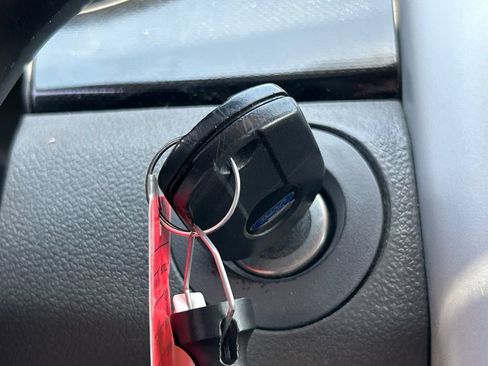 Used 2014 Ford Edge SE FWD image 21