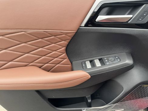 New 2025 Mitsubishi Outlander SEL image 15