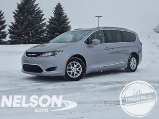 Used 2020 Chrysler Pacifica Touring-L video 1