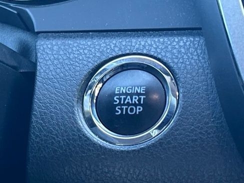 Used 2022 Toyota Camry XSE FWD image 47