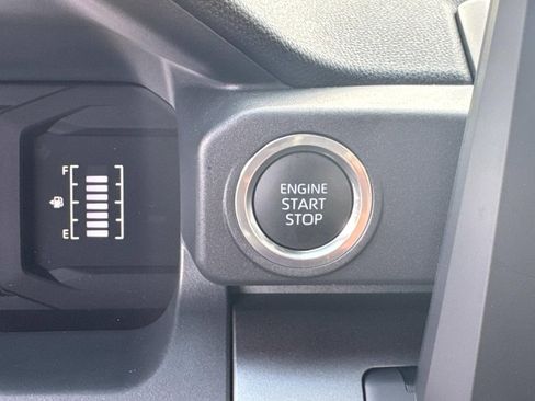 Used 2025 Toyota 4Runner SR5 image 36