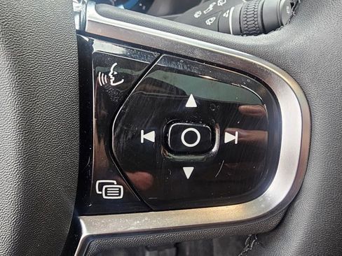 Certified 2024 Volvo XC90 B6 Plus image 22