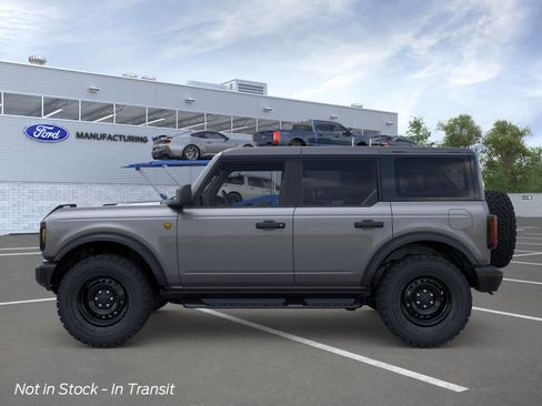 New 2026 Ford Bronco Badlands image 3