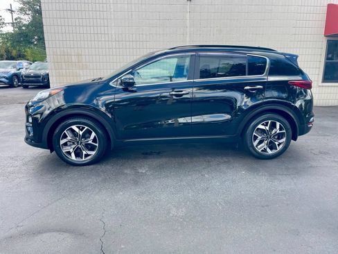 Used 2022 Kia Sportage EX FWD image 2