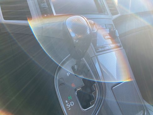 Used 2013 Toyota Venza LE image 14