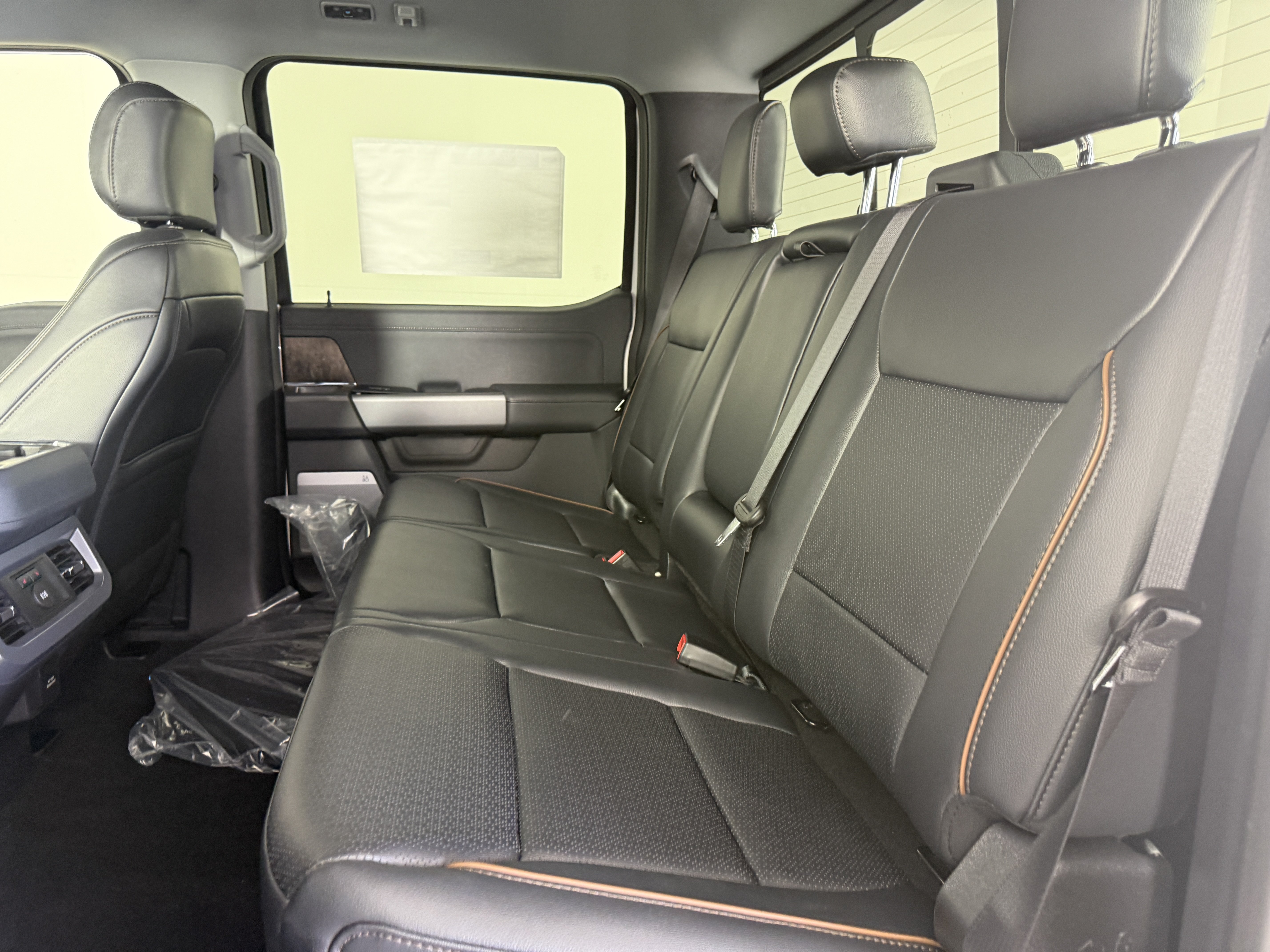 New 2026 Ford F250 Lariat w/ Lariat Ultimate Package AWD/4WD image 13