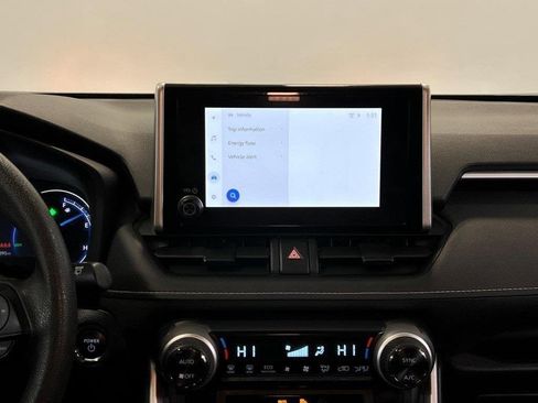 Used 2024 Toyota RAV4 XLE image 21