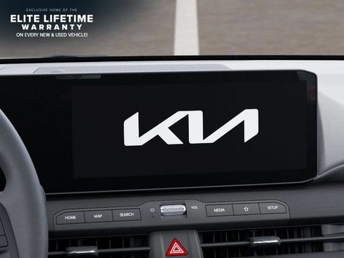 New 2026 Kia K4 FWD image 21