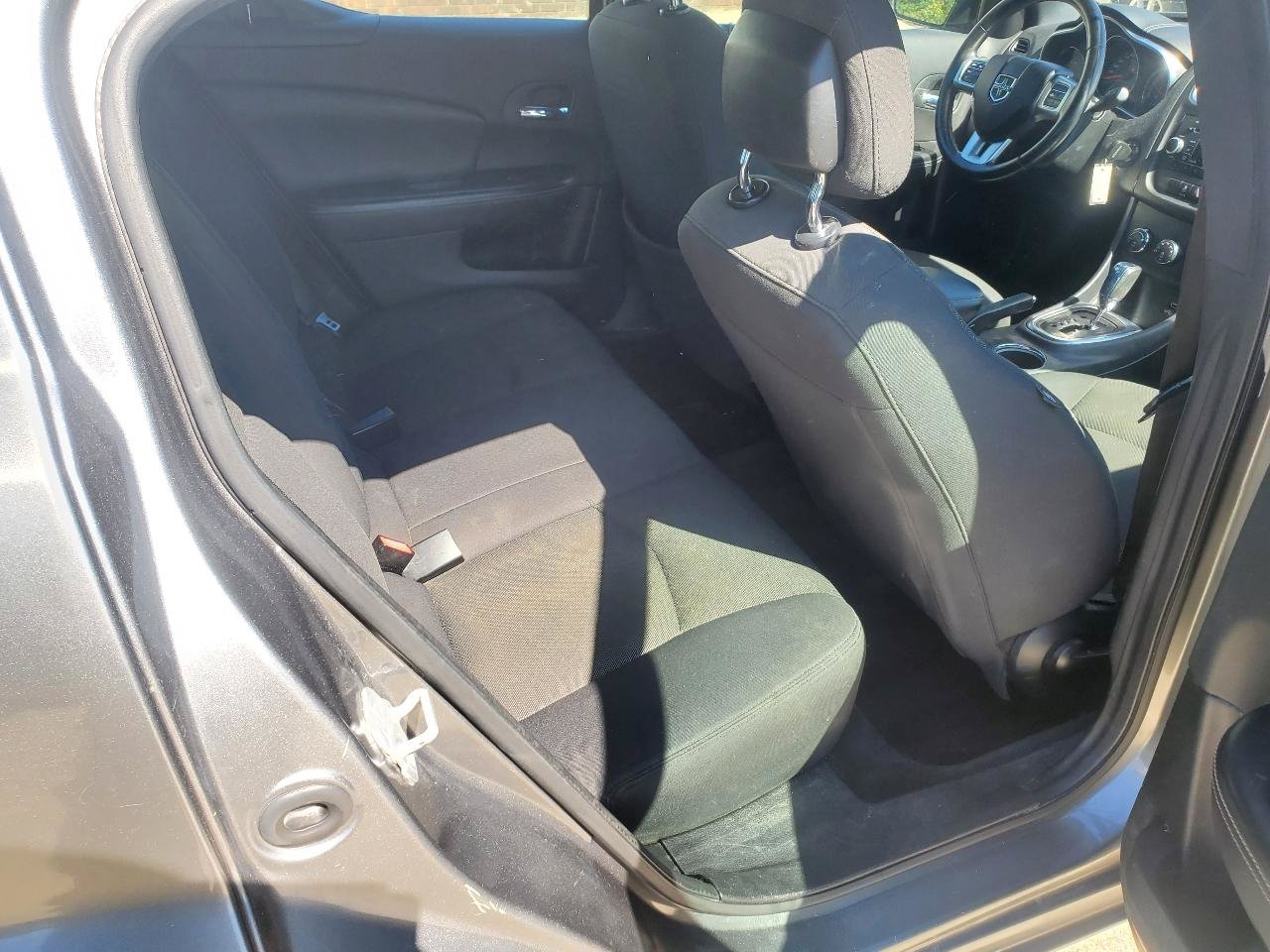 Used 2012 Dodge Avenger SXT FWD image 7