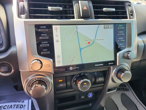 Used 2022 Toyota 4Runner SR5 Premium w/ Moonroof Package image 32