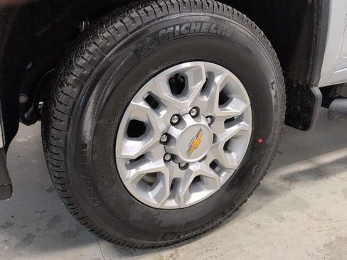 New 2026 Chevrolet Silverado 3500 LT w/ All Star Edition image 9