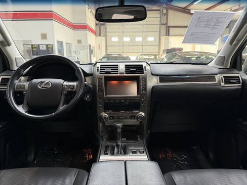 Used 2016 Lexus GX 460 w/ Comfort Package AWD/4WD image 19