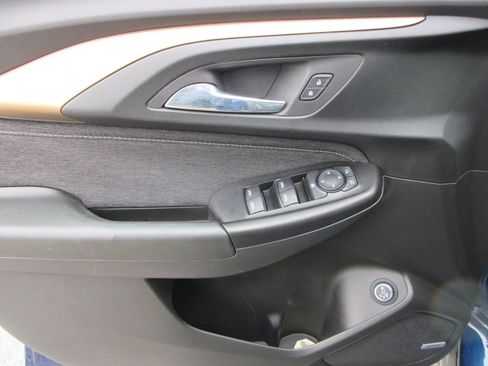 Used 2022 Chevrolet TrailBlazer ACTIV w/ Sun and Liftgate Package image 23