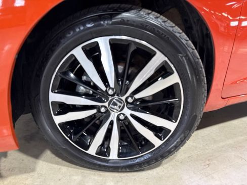 Used 2020 Honda Fit EX image 2