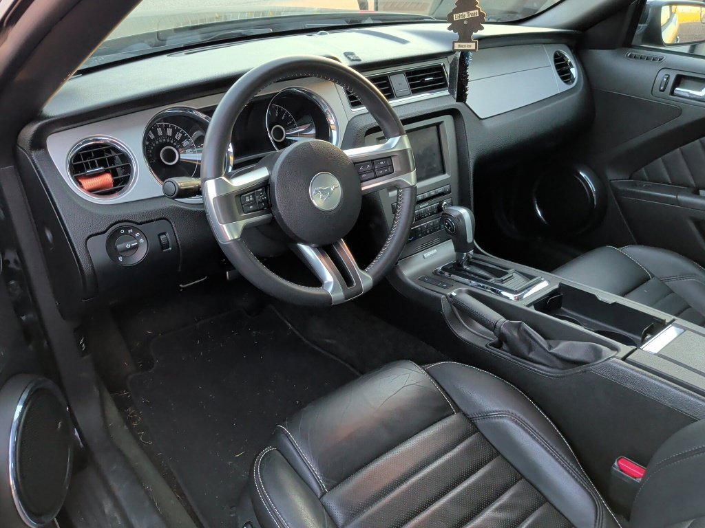 Used 2014 Ford Mustang GT Premium w/ Electronics Package RWD image 7