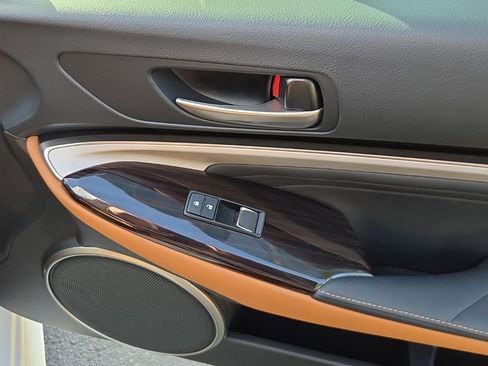 Used 2019 Lexus RC 350 AWD w/ Premium Package image 19