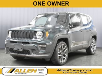 Used 2021 Jeep Renegade Sport video 1