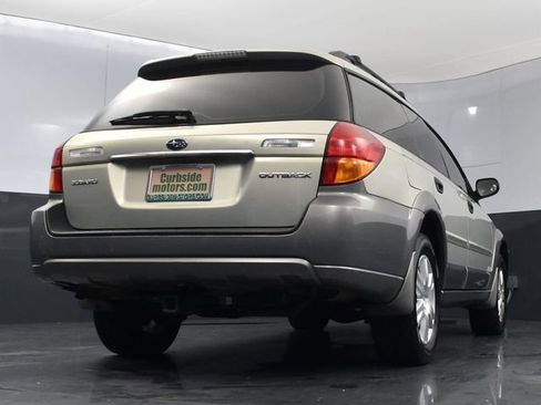 Used 2005 Subaru Outback 2.5i AWD/4WD image 32