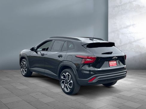 Used 2024 Chevrolet Trax RS image 7