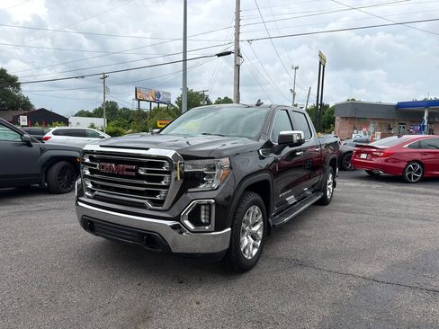 Used 2019 GMC Sierra 1500 SLT w/ SLT Premium Package AWD/4WD image 9