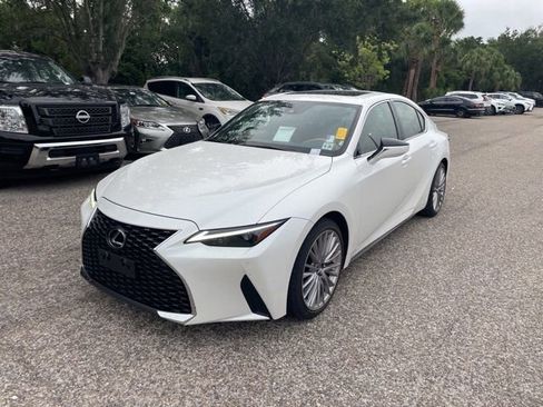 Used 2023 Lexus IS 300 AWD w/ Premium Package image 5