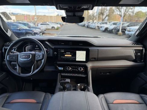 Used 2025 GMC Sierra 1500 AT4 w/ AT4 Premium Package image 23
