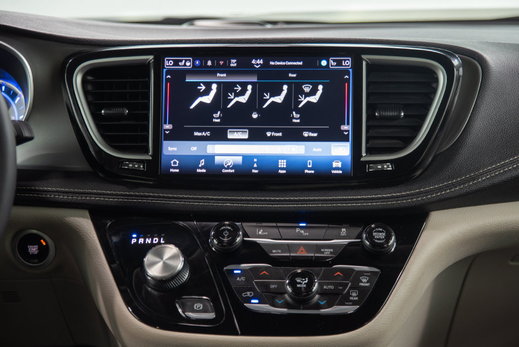 Used 2024 Chrysler Pacifica Limited FWD image 25