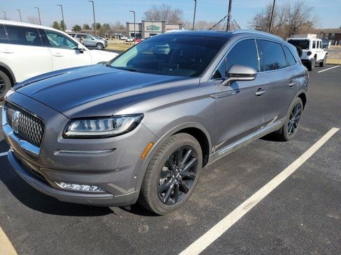 Used 2021 Lincoln Nautilus Reserve w/ Equipment Group 202A image 3