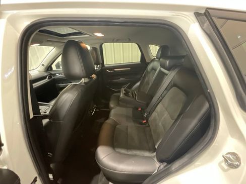 Used 2019 MAZDA CX-5 Touring FWD image 12