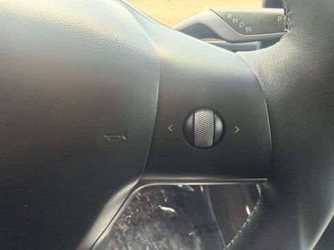 Used 2024 Tesla Model Y Long Range RWD image 14