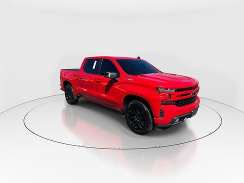 Used 2022 Chevrolet Silverado 1500 RST image 2