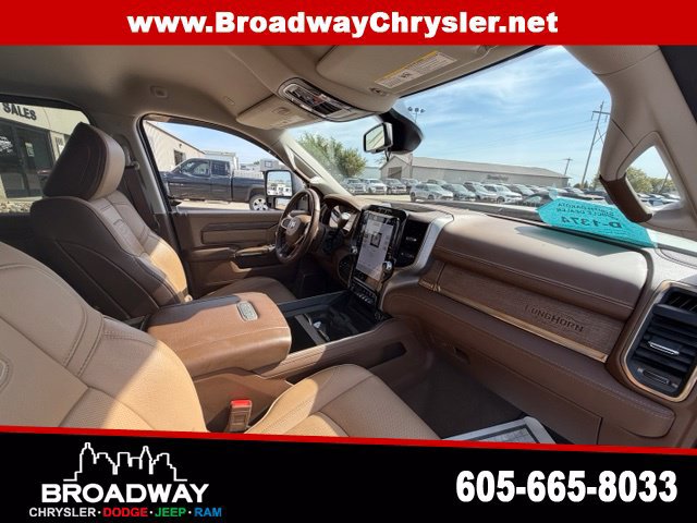 Used 2023 RAM 2500 Limited AWD/4WD image 11