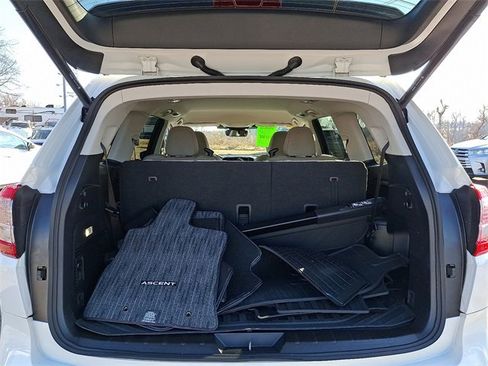 Used 2025 Subaru Ascent Premium image 30