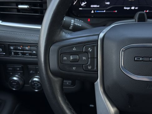 Used 2024 GMC Yukon Denali w/ Denali Reserve Package AWD/4WD image 18