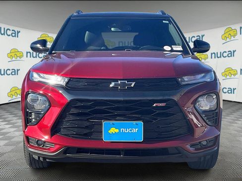 Used 2023 Chevrolet TrailBlazer RS w/ Sun and Liftgate Package image 2