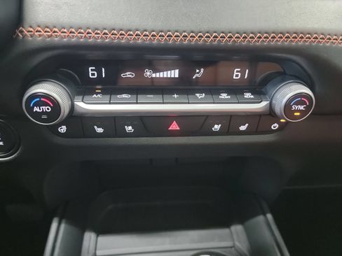 Used 2025 MAZDA CX-50 AWD 2.5 Turbo w/ Weather Package image 21