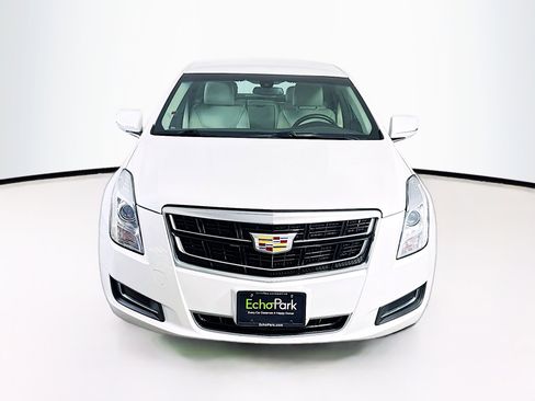 Used 2016 Cadillac XTS FWD image 2