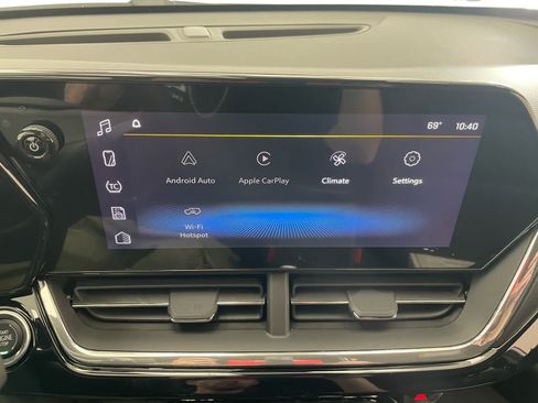 New 2026 Chevrolet Trax RS w/ Driver Confidence Package FWD image 3