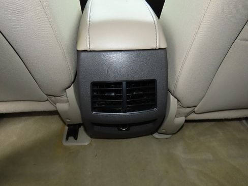 Used 2011 Ford Edge SEL w/ 201A Rapid Spec Order Code image 22